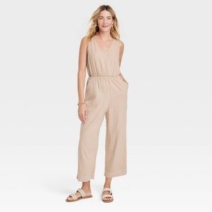 NWT Universal Thread Womens Sleeveless Jumpsuit - Tan